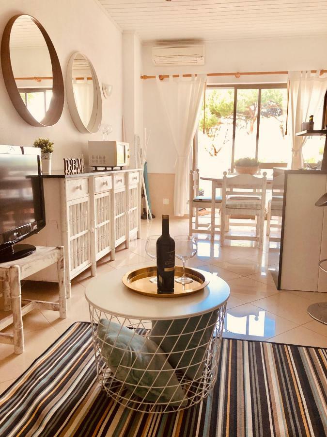 Eat, Sleep, Wander! Appartement Quarteira Buitenkant foto