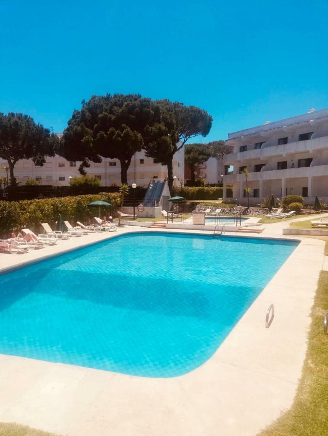 Eat, Sleep, Wander! Appartement Quarteira Buitenkant foto