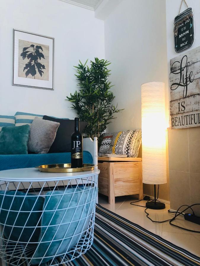 Eat, Sleep, Wander! Appartement Quarteira Buitenkant foto