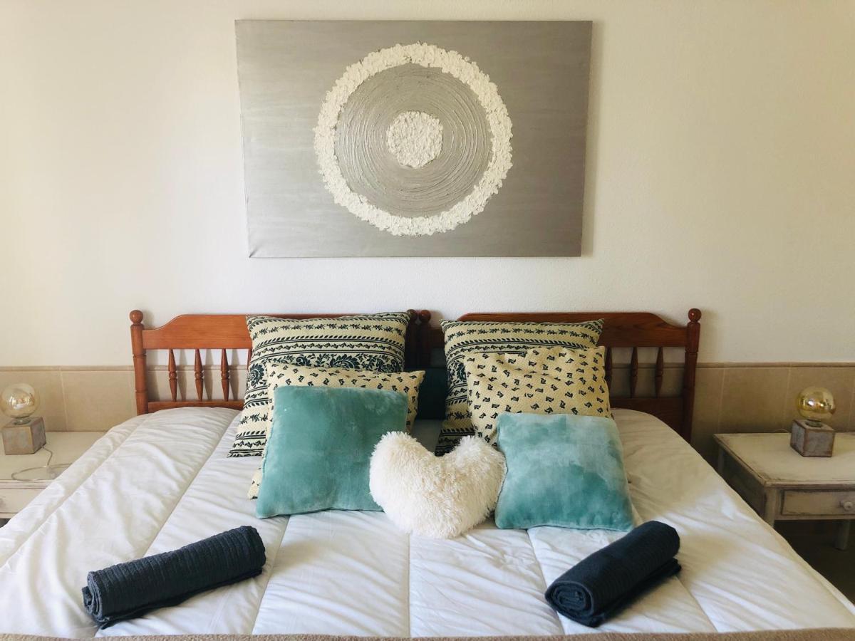 Eat, Sleep, Wander! Appartement Quarteira Buitenkant foto
